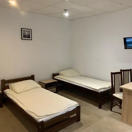 Ferienwohnung Pierwsza Mila Starowka Konin Konin  Exterior foto