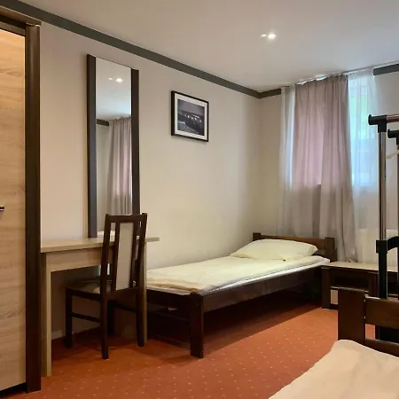 Ferienwohnung Pierwsza Mila Starowka Konin Konin  Exterior foto
