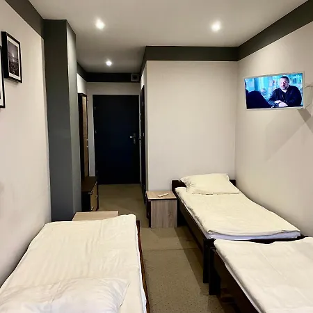 Ferienwohnung Pierwsza Mila Starowka Konin Konin  Exterior foto